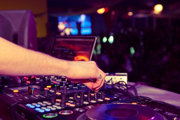 party DJ - Fotó, kép