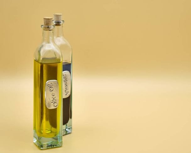 butelka oliwy z oliwek - Zdjęcie, obraz