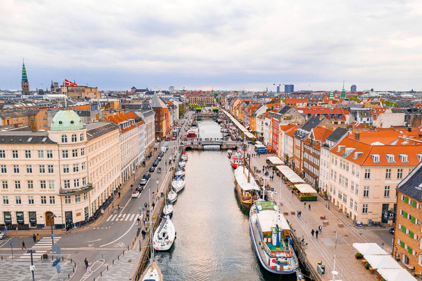 Aerial view of the Nyhavn (New Haven) district at the sunny summer day in Copenhagen, Denmark  - Foto, immagini