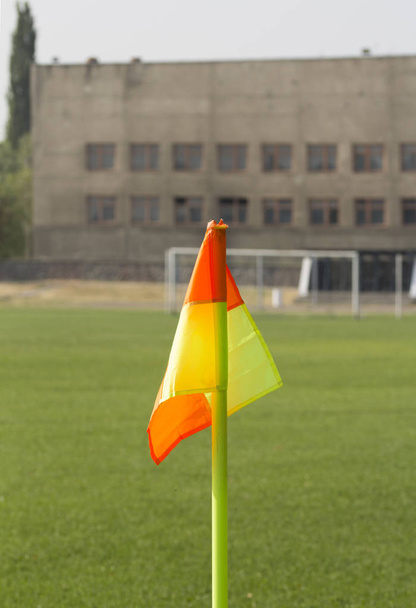 bandera de esquina en el campo de fútbol - Foto, imagen