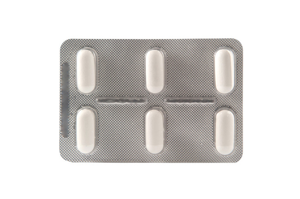 uzavřené až dlouhých bílých tablet v blistru transparentní - Fotografie, Obrázek