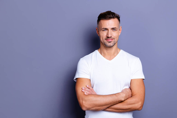 Close up photo amazing he him his middle age macho chief boss perfect ideal appearance easy-going reliable person look calm show white teeth bristle wear casual white t-shirt isolated grey background - Foto, Imagen