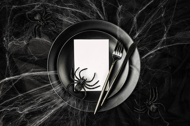 Halloween table setting on dark background - Foto, imagen