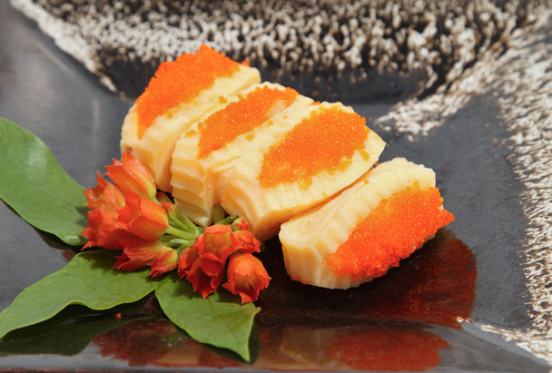 sushi, japán étel kijelző ételen - Fotó, kép