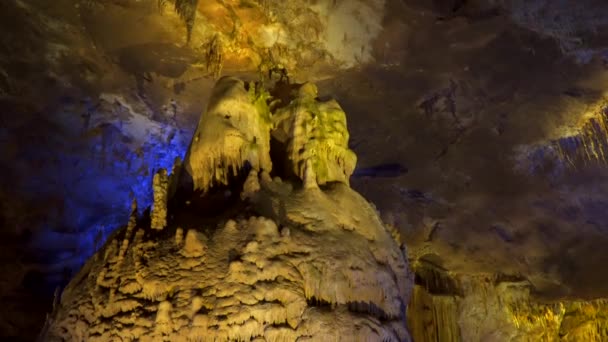 Grotte Prometheus, également connue sous le nom de grotte Kumistavi, une grotte karstique dans l'ouest de la Géorgie
 - Séquence, vidéo