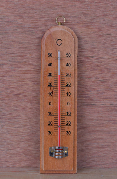 thermomètre en bois brun intérieur
 - Photo, image