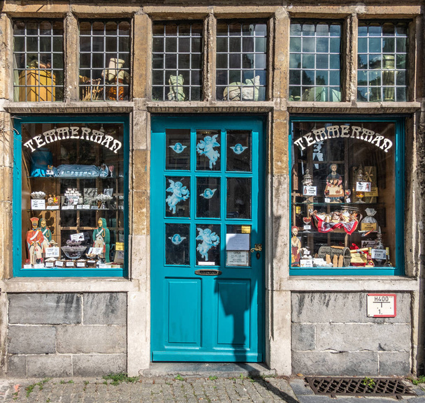 Closeup of Confiserie Temmerman on Kraanlei in Gent, Flanders, B - Foto, immagini