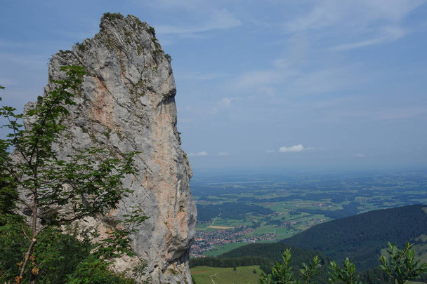 Caminhadas de verão nos alpes alemães e austríacos
 - Foto, Imagem
