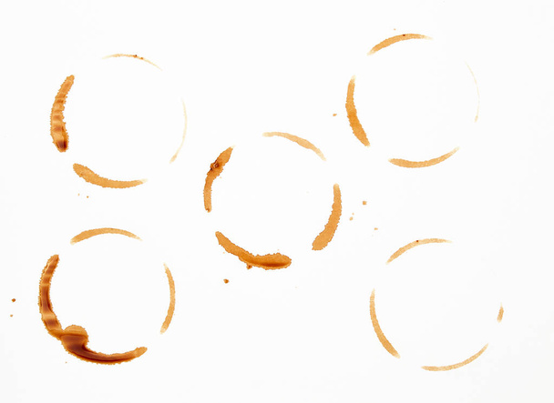  paljon pyöreä jälki kahvikuppi valkoinen paperi backgro
 - Valokuva, kuva