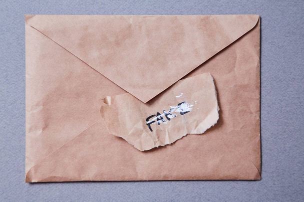 Junk-Mail oder Spam-E-Mail und unerwünschte Brief-Idee. das Wort Spam auf dem Umschlag - Foto, Bild