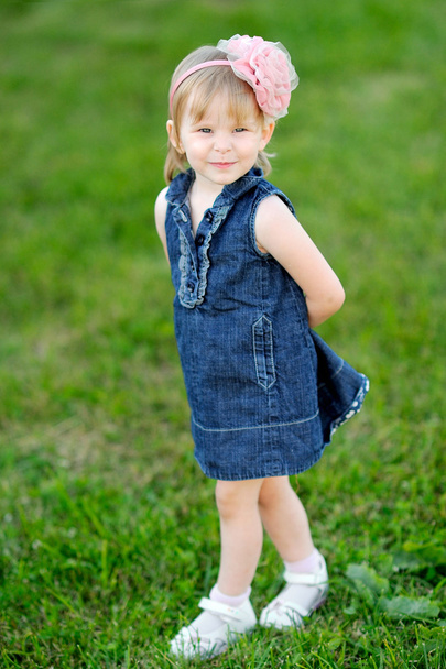 portrait of little girl outdoors - Photo, Image
