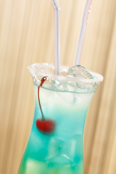 Blue cocktail with cherry - Foto, imagen