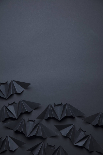 Halloween spooky dracula bats background made from origami - Φωτογραφία, εικόνα