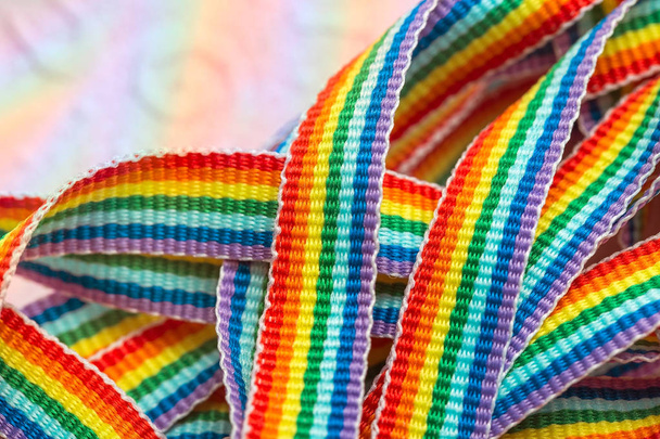 Rainbow σύμβολο, πολύχρωμες κορδέλες κοντινό πλάνο, η μακροοικονομική σχεδίαση - Φωτογραφία, εικόνα
