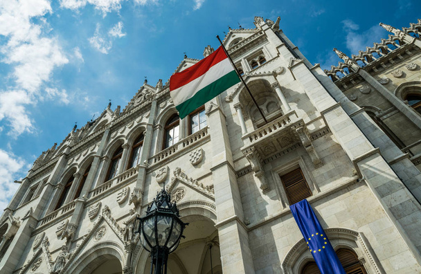 Gothic old building of the Hungarian parliament, Budapest - Zdjęcie, obraz