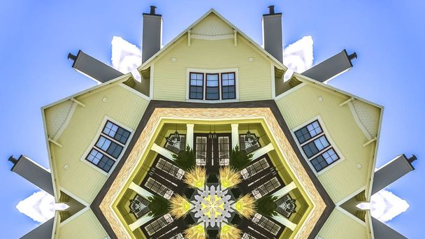 窓と煙突の空とパノラマフレーム郊外の家 - 写真・画像