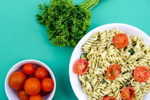 Healthy Lunch Bowl of Pasta Salad - 写真・画像