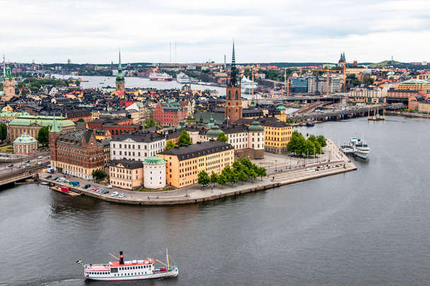 Estocolmo en Suecia una atracción turística en Escandinavia con bonitos museos y hermosos edificios
  - Foto, imagen