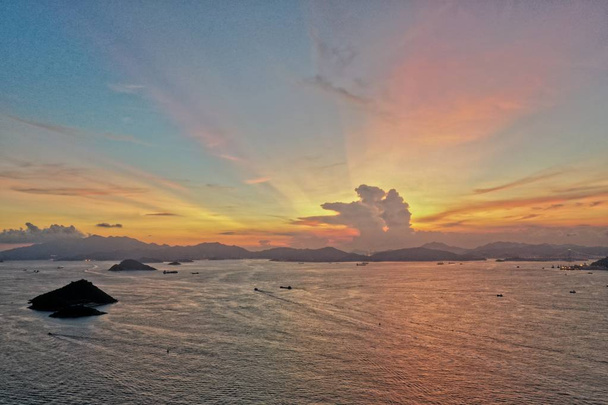 26 Temmuz 2019 Belcher Bay Hong Kong'da  - Fotoğraf, Görsel