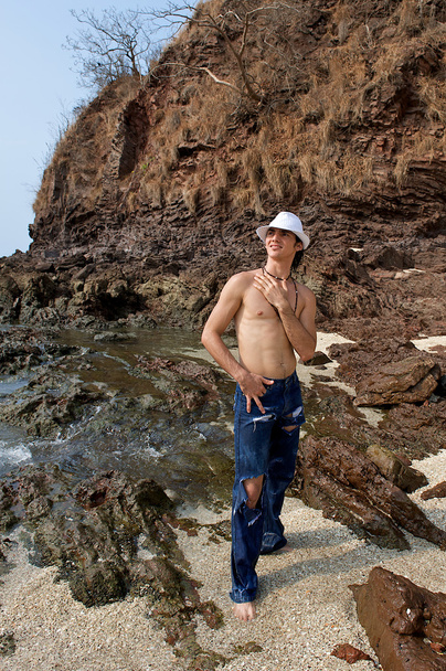 çekici bir genç adam Kosta Rika beach - Fotoğraf, Görsel