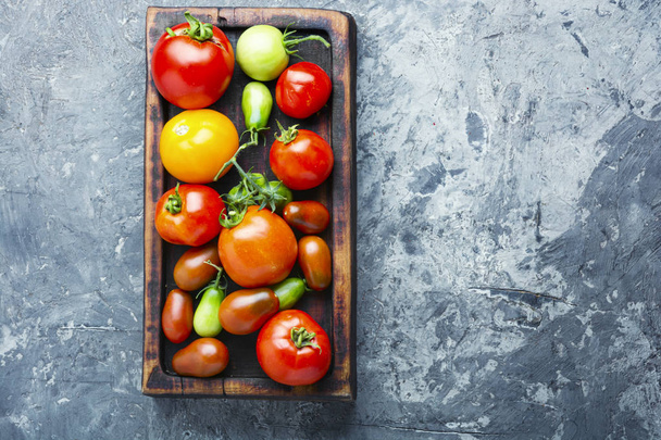 Summer harvest tomato - Foto, afbeelding