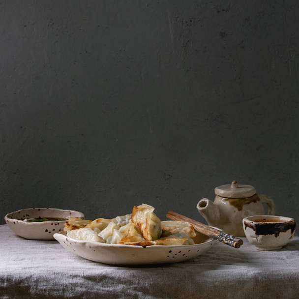 Dumplings Gyozas potstickers - Foto, afbeelding