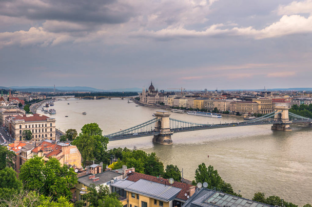 Budapest - 22 giugno 2019: Veduta panoramica della città di Budapest
 - Foto, immagini