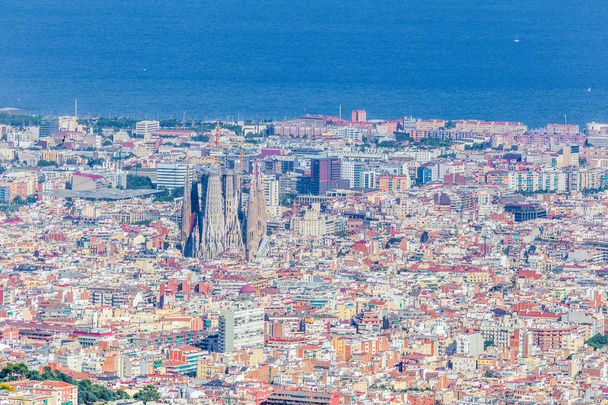 España, Cataluña, Barcelona, verano 2019. Tibidabo
  - Foto, imagen