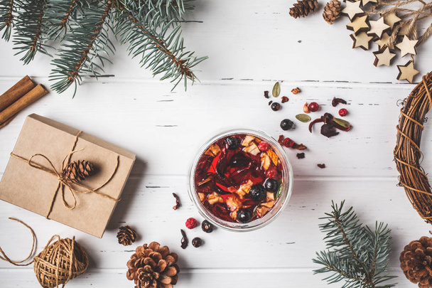 Winter herbal tea on Christmas composition background.  - Foto, imagen