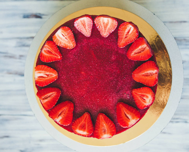 Franse Berry dessert-pistache Freesier - Foto, afbeelding