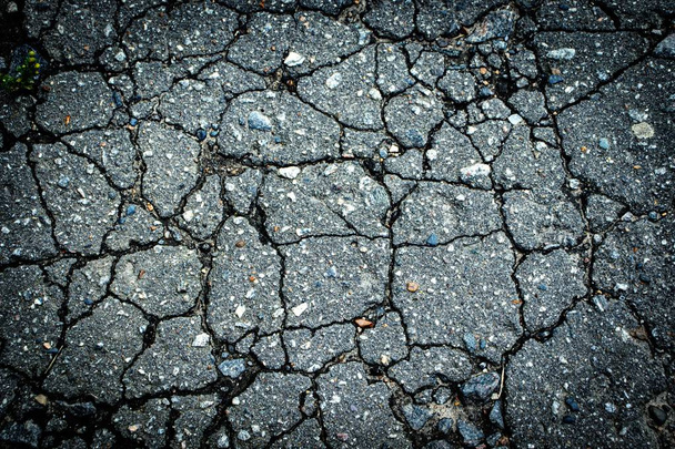Tausta vanha asfaltti jalkakäytävä halkeamia
 - Valokuva, kuva