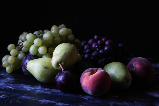 Still life fruits,grape,plum,peach and pear - Фото, зображення