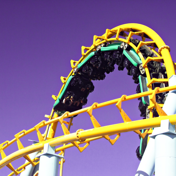 RollerCoaster - Foto, afbeelding