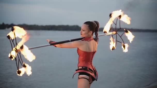 Girl with torch fire show. slow motion - Footage, Video