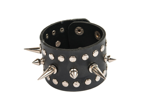 Bracelet en cuir tressé de style rock et métal
 - Photo, image