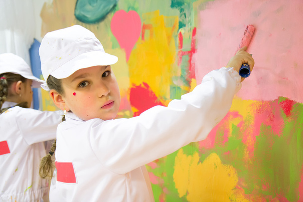 junge Mädchen malen - Foto, Bild