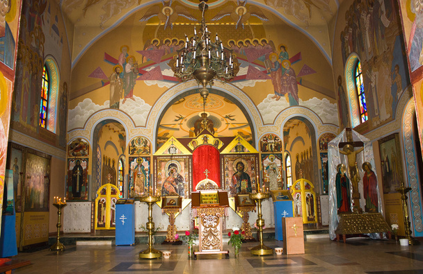 Iglesia ortodoxa rusa interior
 - Foto, imagen