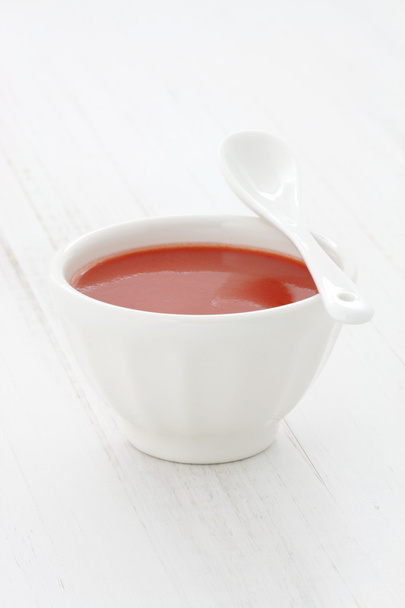 Червоний гарячий соус чилі
 - Фото, зображення