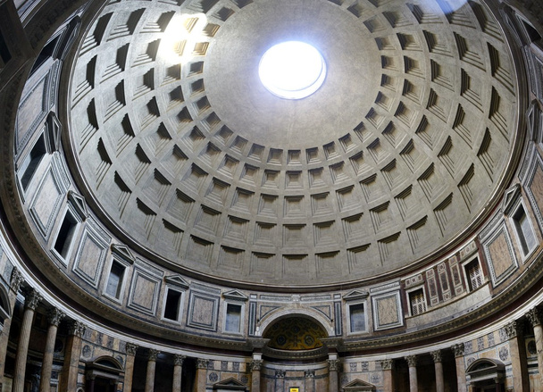 Cúpula del Panteón en Roma, Italia
 - Foto, imagen