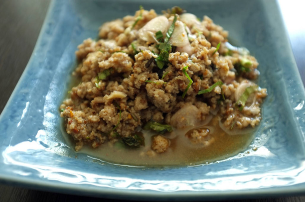 Nourriture thaïlandaise, Salade de poisson haché épicé
 - Photo, image