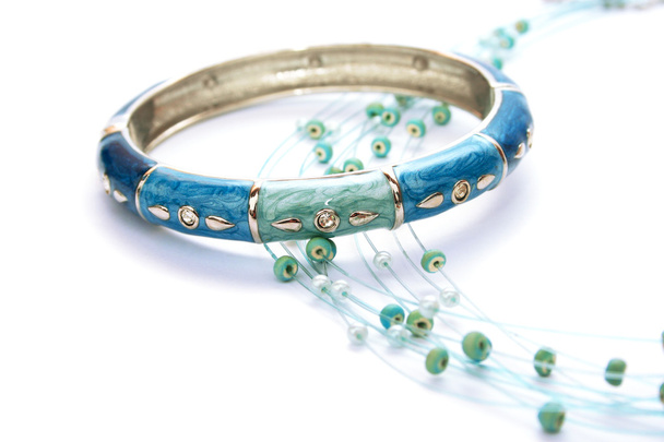 Bracelet et collier
 - Photo, image