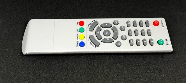 Télécommande TV fond blanc
 - Photo, image