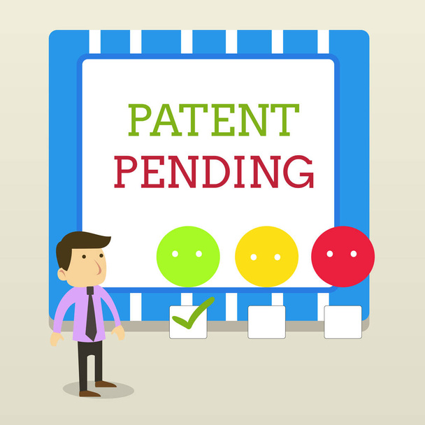 Zápis textu do aplikace Word patentování čeká na vyřízení. Obchodní koncepce požadavku již byla podána, ale dosud nebyla udělena. - Fotografie, Obrázek