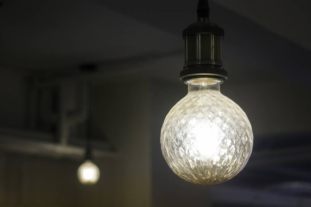 Projeto de lâmpada para o estilo de sala mínima
 - Foto, Imagem