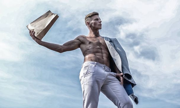 Hot sales and discount. Guy attractive macho carry shopping bag made out of brown paper. Sales season. Take this package. Shop assistant concept. Man muscular athlete hold shopping bag sky background - 写真・画像