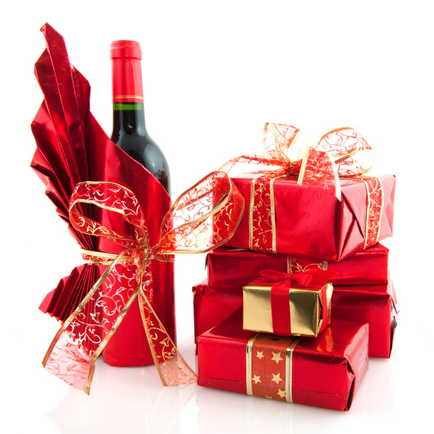 Christmas presents in red - Foto, afbeelding