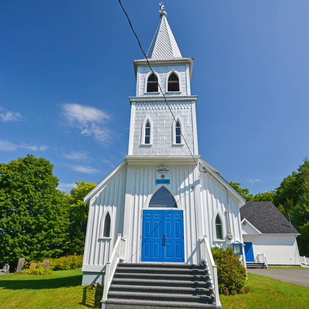 Grace Anglikan kilisesi, Arundel, Quebec, Kanada - Fotoğraf, Görsel