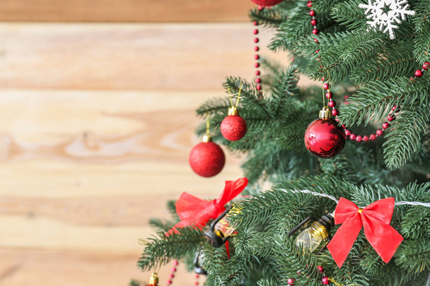 Prachtig versierde kerstboom, close-up - Foto, afbeelding
