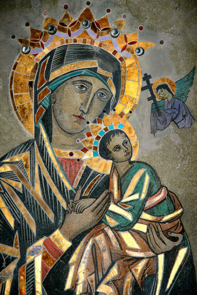 Santa María y el niño
 - Foto, imagen