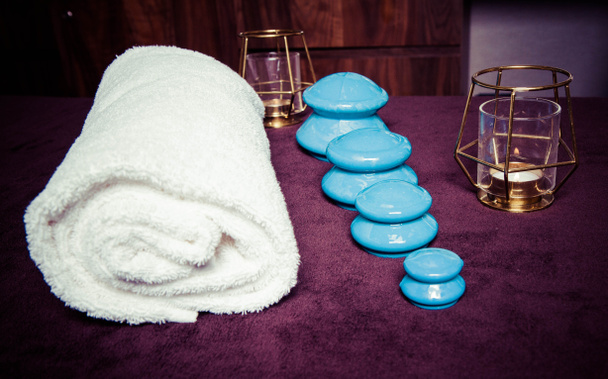 Rubber Cupping therapie set met een aantal spa accessoires - Foto, afbeelding